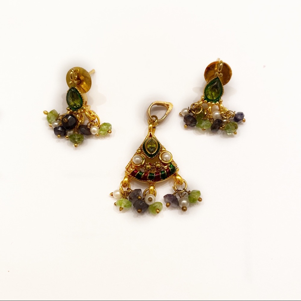 Green & Gold Indian Triangle Necklace Pendant & Earrings